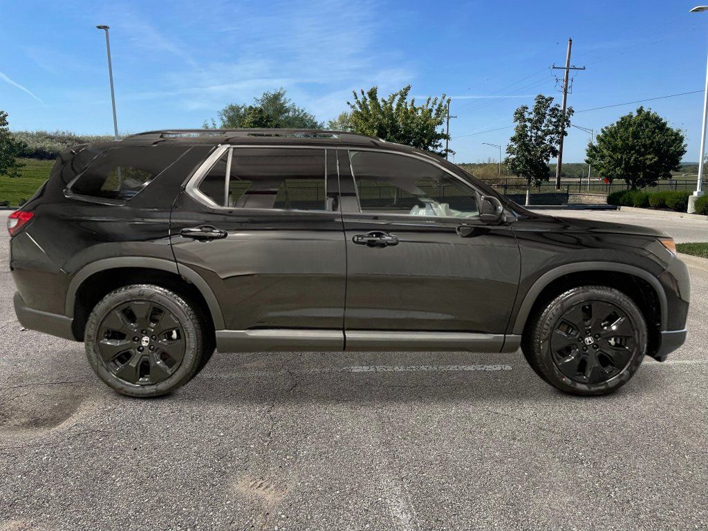 New 2026 Honda Pilot Black Edition image 9
