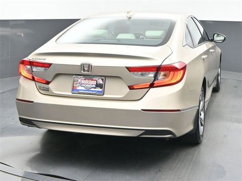 Certified 2018 Honda Accord EX image 5