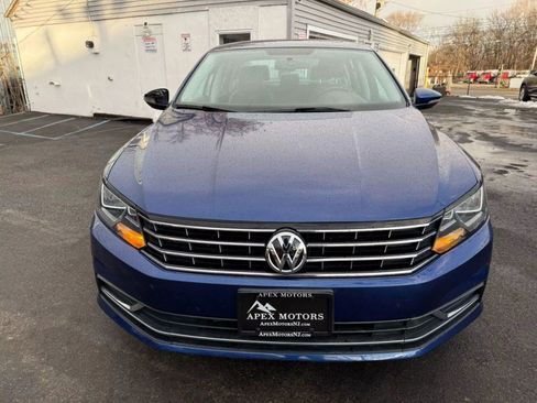 Used 2017 Volkswagen Passat 1.8T SE image 5