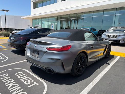 Certified 2023 BMW Z4 M40i w/ Premium Package RWD image 2