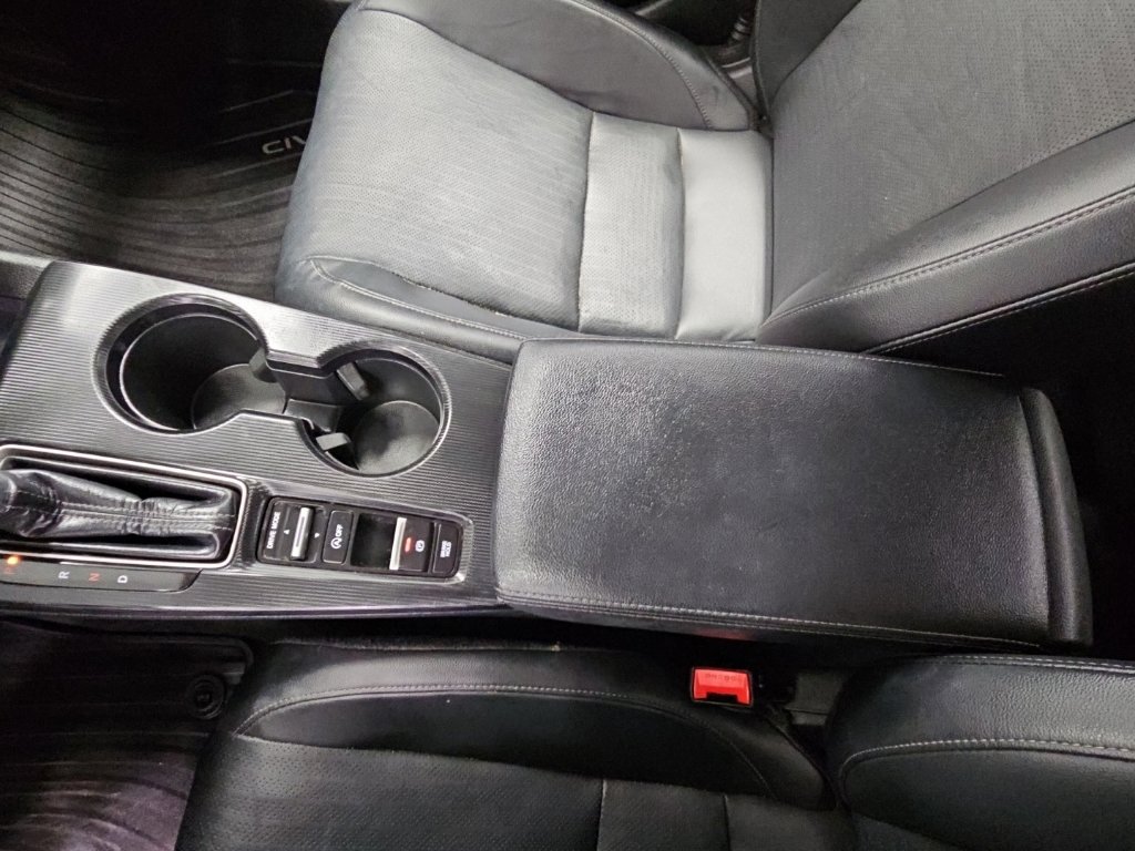 Used 2024 Honda Civic Touring image 21