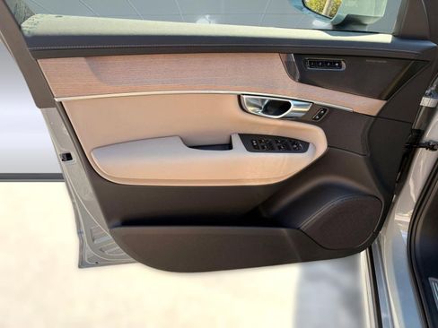 New 2026 Volvo XC90 B6 Plus w/ Protection Package image 21