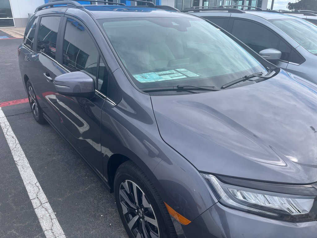 Used 2026 Honda Odyssey Elite image 3