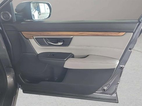 Used 2020 Honda CR-V Touring image 31