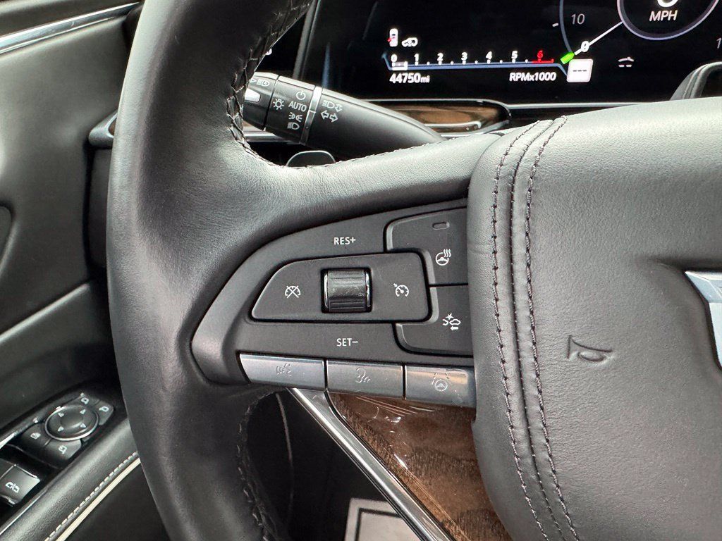 Certified 2023 Cadillac Escalade Sport Platinum w/ LPO, ONYX Package AWD/4WD image 22