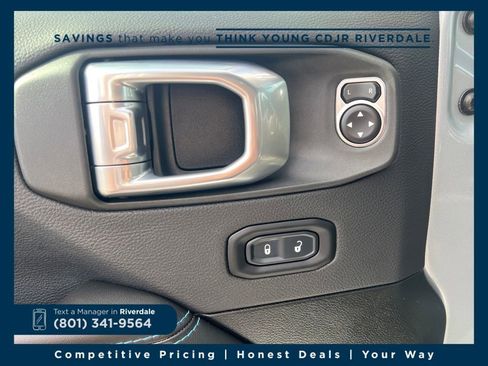 Used 2024 Jeep Wrangler High Altitude image 11