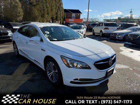 Used 2017 Buick LaCrosse Premium image 5