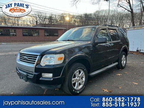 Used 2010 Ford Explorer XLT image 1