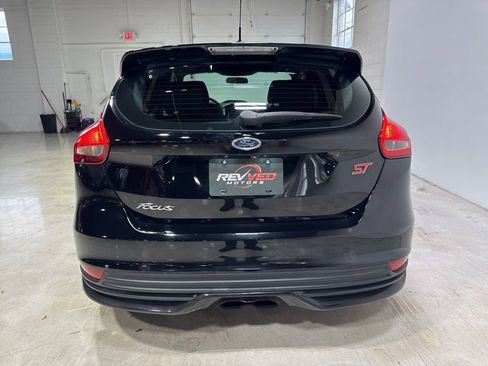 Used 2016 Ford Focus ST image 6