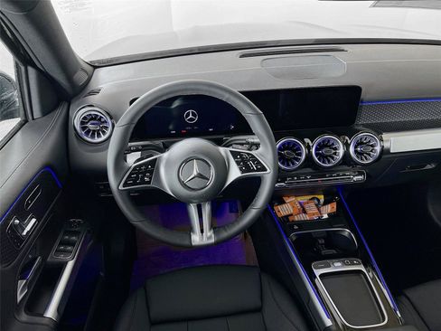 Certified 2026 Mercedes-Benz GLB 250 4MATIC image 19