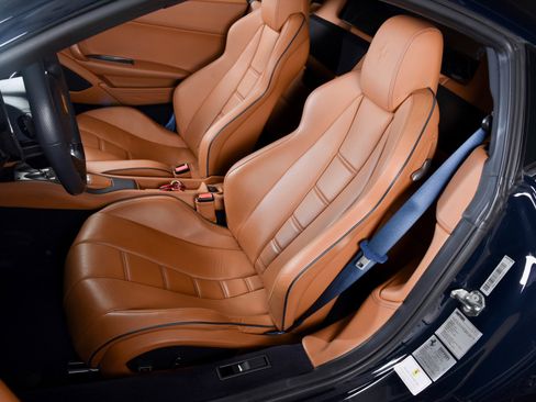 Used 2011 Ferrari 458 Italia Coupe image 12