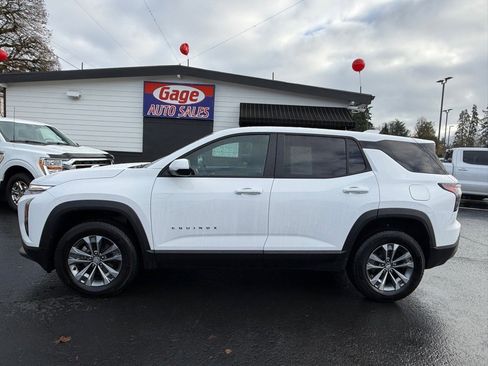 Used 2025 Chevrolet Equinox LT image 3