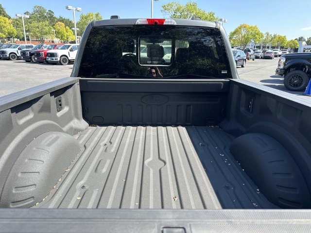 New 2026 Ford F250 Lariat w/ Black Appearance Package AWD/4WD image 39