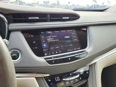 Used 2021 Cadillac XT5 Premium Luxury image 27