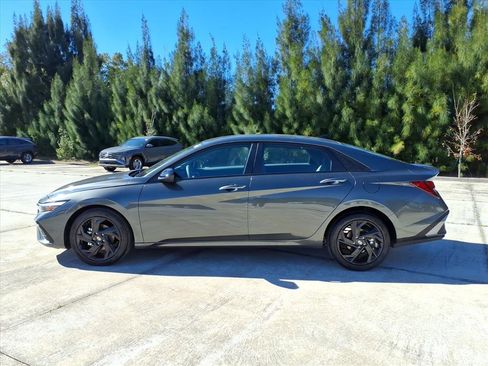 New 2026 Hyundai Elantra Sport image 4