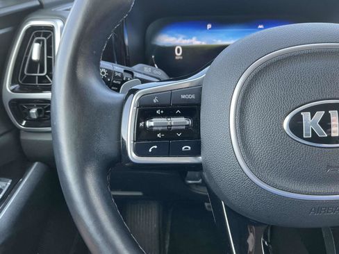 Used 2021 Kia Sorento SX image 17