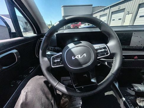 Used 2025 Kia Sorento EX w/ Panoramic Sunroof Package FWD image 20