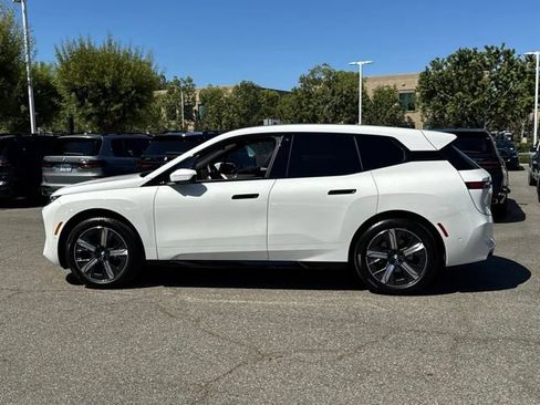Used 2026 BMW iX xDrive60 AWD/4WD image 13
