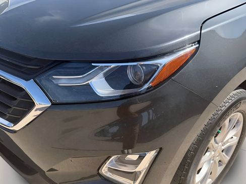 Used 2021 Chevrolet Equinox LS w/ LS Convenience Package FWD image 23