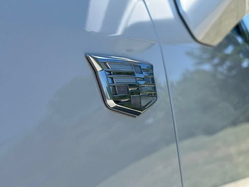Used 2023 Cadillac XT5 Sportv w/ Technology Package AWD/4WD image 12