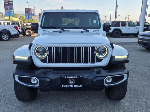 Certified 2025 Jeep Wrangler Unlimited Sahara AWD/4WD image 3