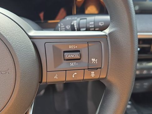 New 2026 Nissan Kicks SV w/ SV Premium Package FWD image 33