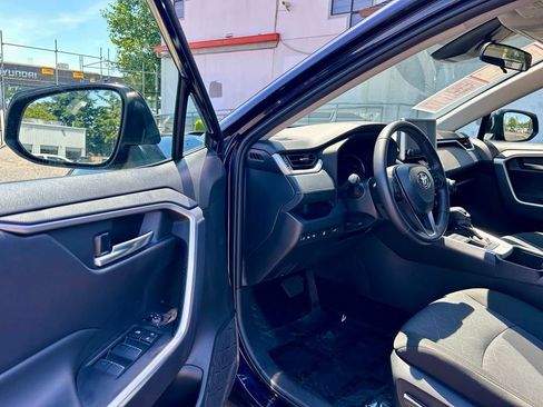 Certified 2024 Toyota RAV4 XLE w/ Convenience Package AWD/4WD image 9