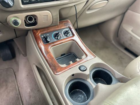 Used 2001 Lincoln Navigator 4WD image 15