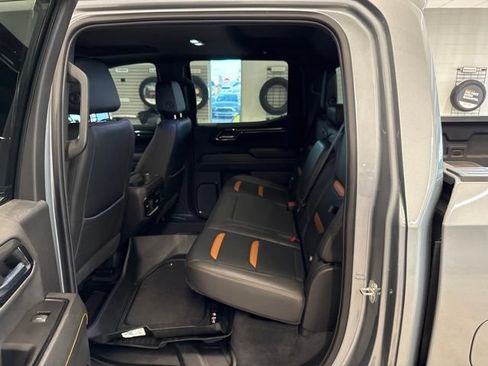Used 2024 GMC Sierra 1500 AT4 w/ Technology Package AWD/4WD image 30