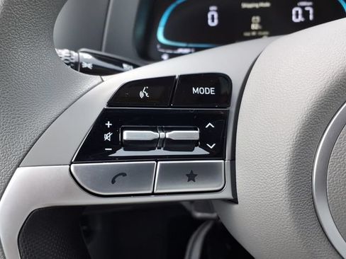 New 2026 Hyundai Elantra SE FWD image 25