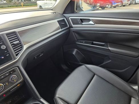 Used 2019 Volkswagen Atlas SE FWD image 41