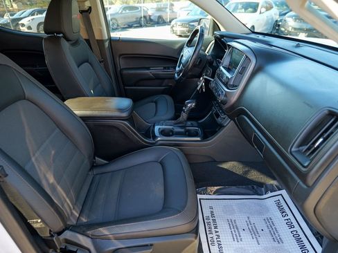 Used 2022 GMC Canyon AT4 image 34