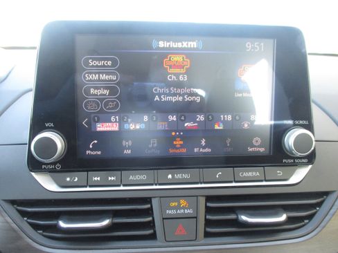 Used 2023 Nissan Altima 2.5 SV image 18