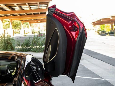 New 2025 McLaren Artura Spider image 21