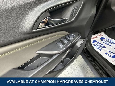 Used 2025 Chevrolet Trax ACTIV w/ Driver Confidence Package FWD image 31