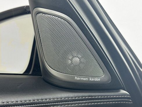 Used 2020 BMW M760i xDrive w/ Luxury Rear Seating Package image 17