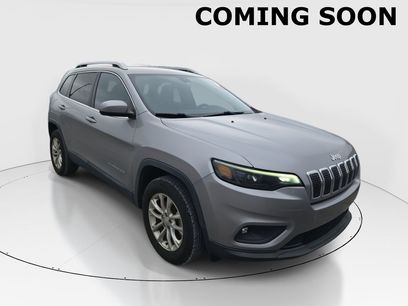 Used 2019 Jeep Cherokee Latitude w/ Popular Appearance Group