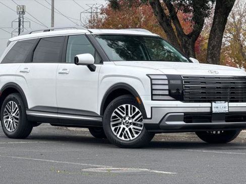 New 2026 Hyundai Palisade SEL image 2