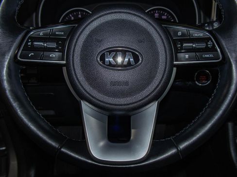 Used 2022 Kia Sportage EX w/ EX Technology Package image 12