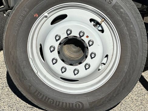 Used 2024 Ford F450 XL w/ XL Chrome Package RWD image 32