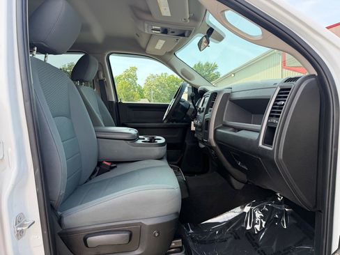 Used 2018 RAM 2500 Tradesman w/ Chrome Appearance Group AWD/4WD image 21