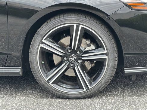 Used 2025 Honda Accord Sport image 27
