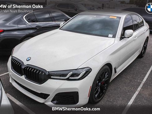 Used 2023 BMW 530i w/ M Sport Package RWD image 1