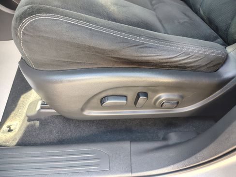 Used 2020 Nissan Murano SV image 18