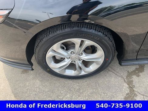 Certified 2023 Honda Accord LX image 10