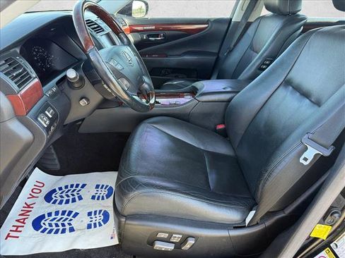 Used 2012 Lexus LS 460 L w/ Luxury Value Edition image 9