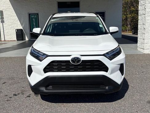 Used 2023 Toyota RAV4 XLE FWD image 22