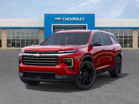 New 2027 Chevrolet Traverse LT w/ Driver Confidence Package FWD image 6