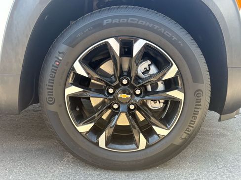 Used 2023 Chevrolet TrailBlazer LT FWD image 5