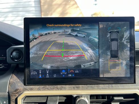 Used 2024 Toyota Tacoma Limited image 25